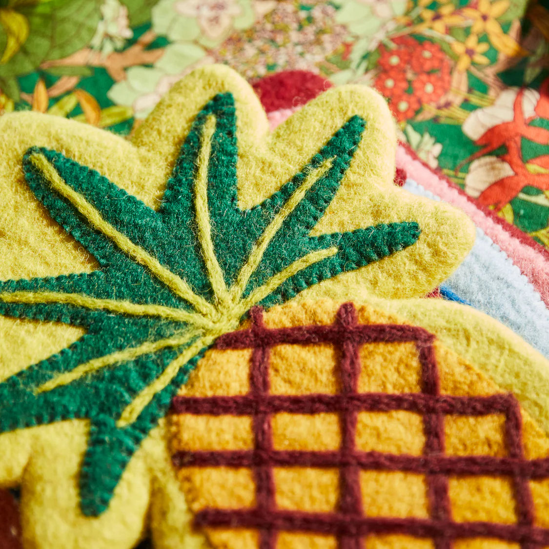 Amati Felt Serving Mat