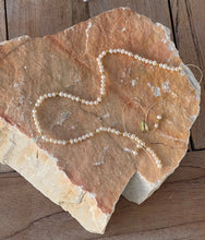 Load image into Gallery viewer, Riviera Necklace Pearl
