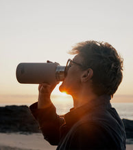 Load image into Gallery viewer, Frank Green 1 Lt Ceramic Bottle (Grip Lid &amp; Grip Finish) - Deep Ocean
