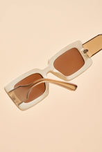 Load image into Gallery viewer, Andi Sunglasses - Terracotta
