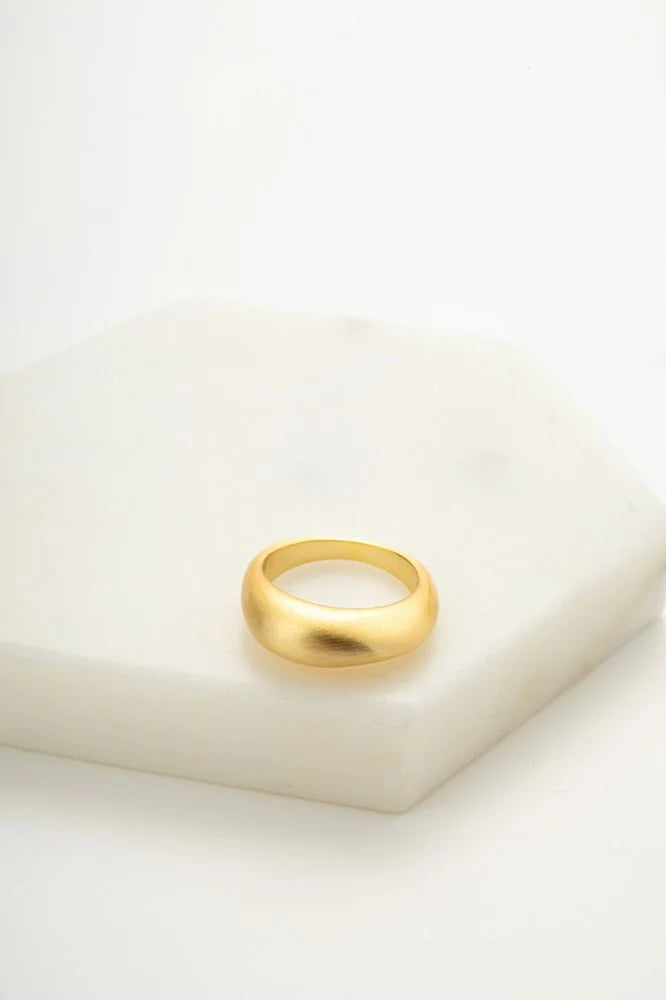Steph Brushed Ring - Gold