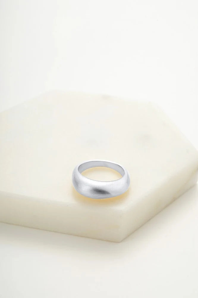 Steph Brushed Ring - Silver