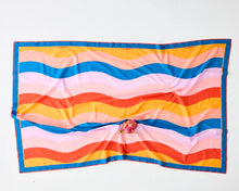 Load image into Gallery viewer, Surfs Up Organic Cotton Sarong
