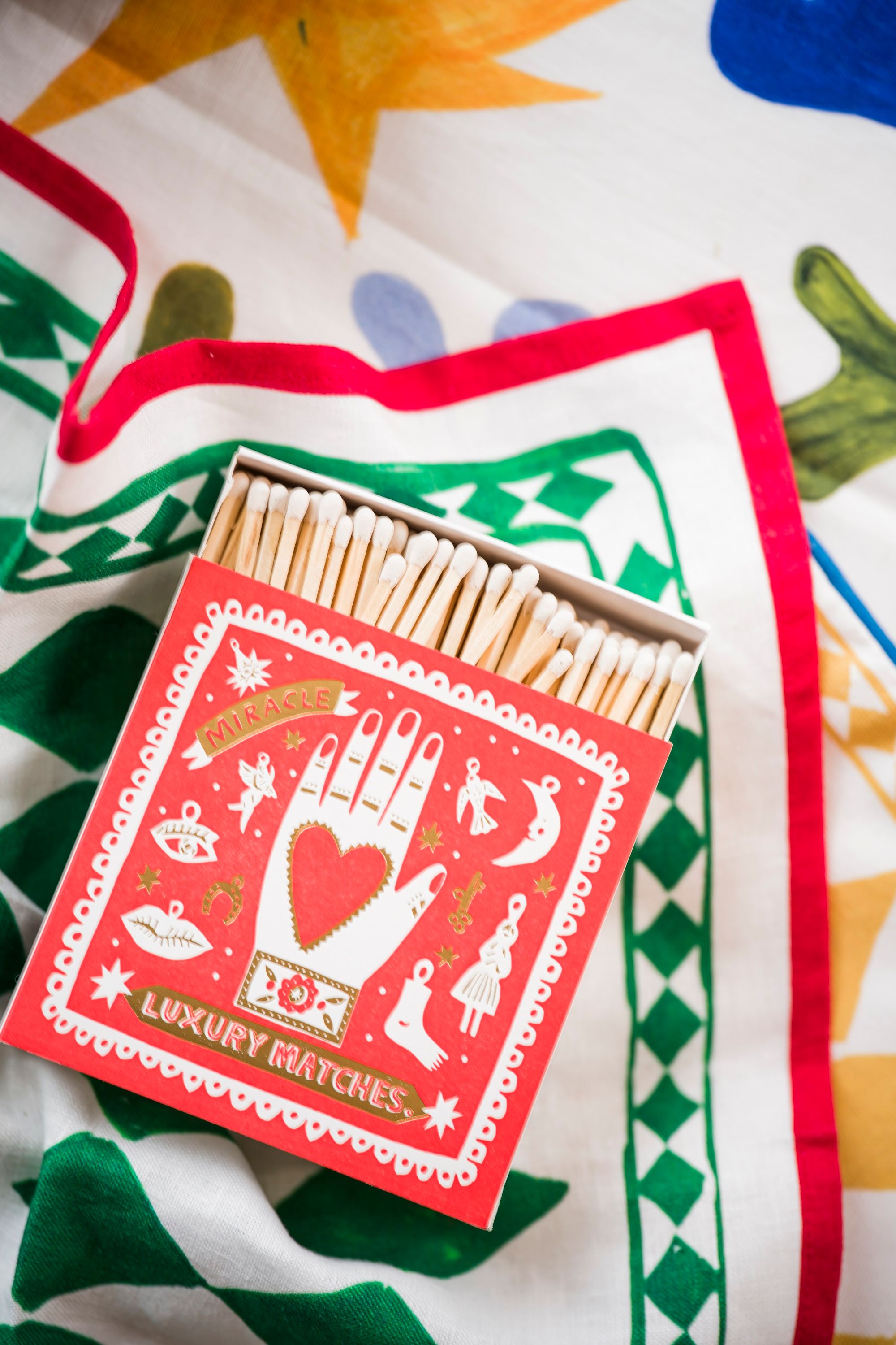 Red Miracle Luxury Matches