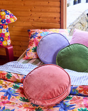 Load image into Gallery viewer, Peach Pie Velvet Pea Cushion
