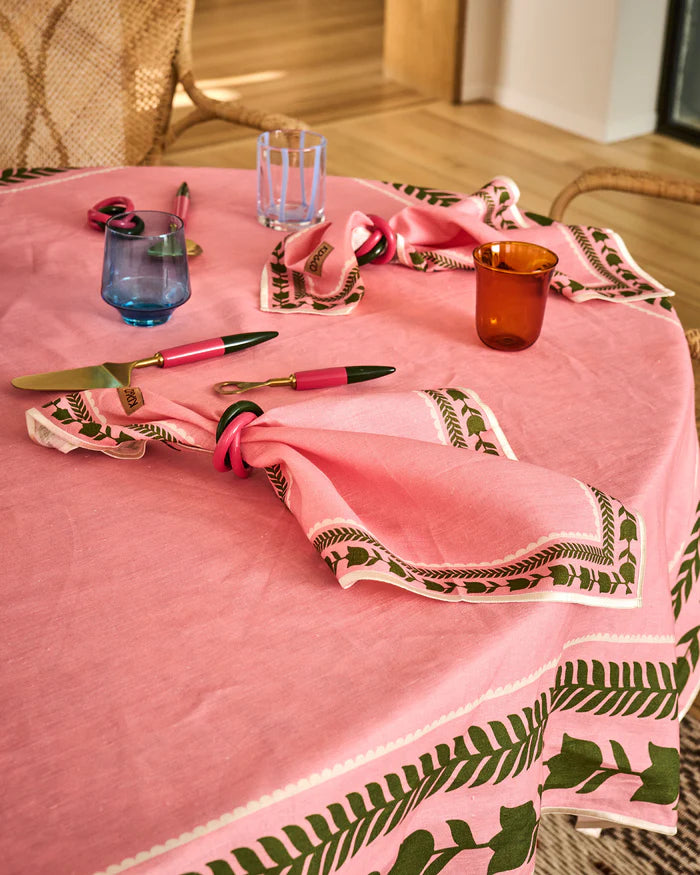 Flower Chain Embroidered Napkin Set