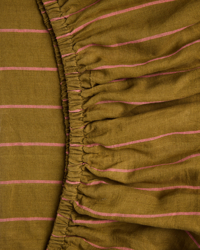Tapenade Delight Linen Fitted Sheet