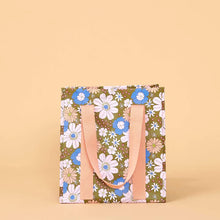 Load image into Gallery viewer, Cooler Bag - Blue Flowers
