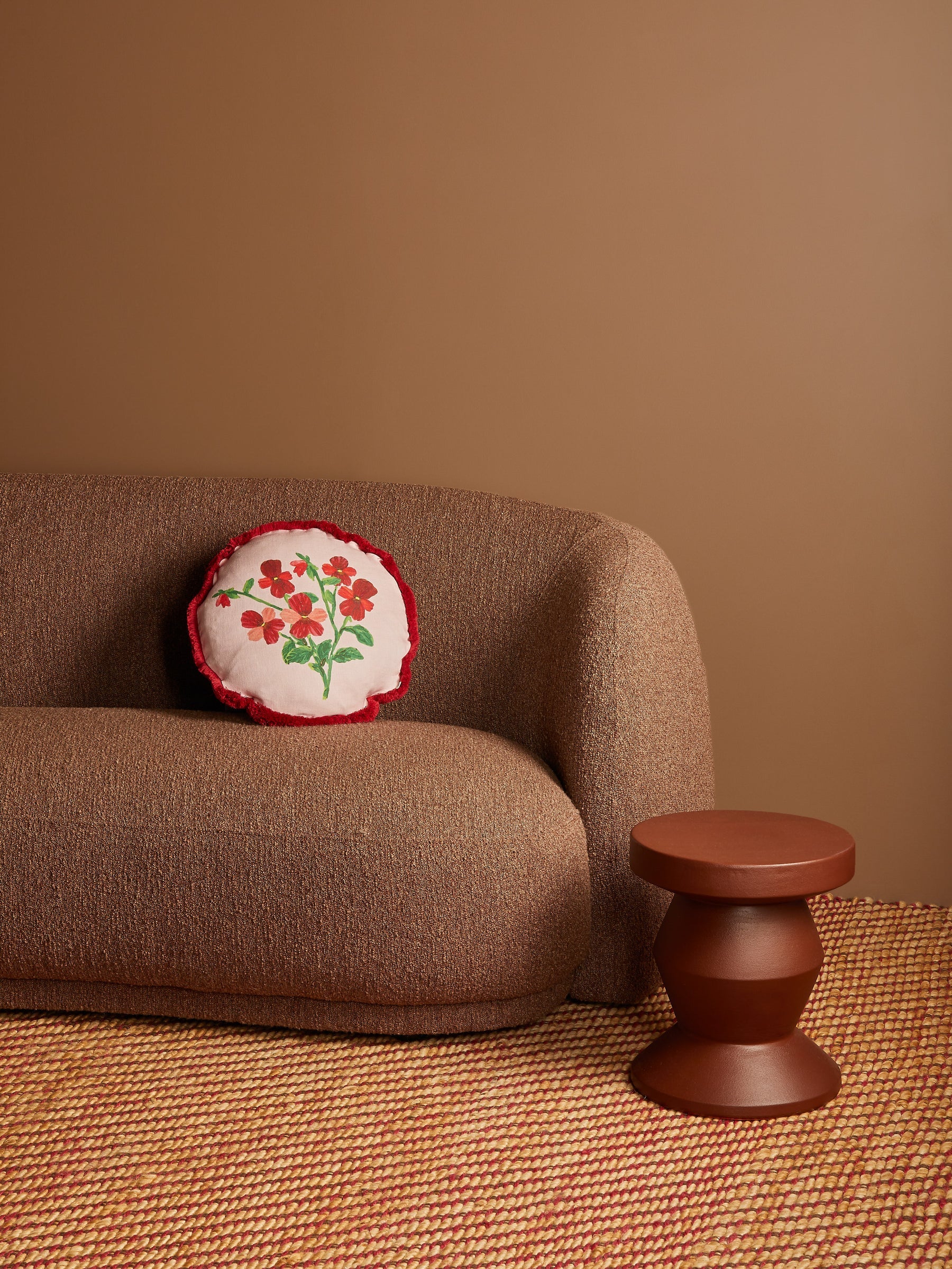 Mini Viola Round Linen Cushion