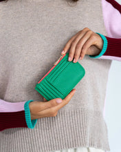 Load image into Gallery viewer, Centro Wallet - Green Pebble
