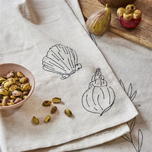 Load image into Gallery viewer, Feast Set of 4 Napkins Flax
