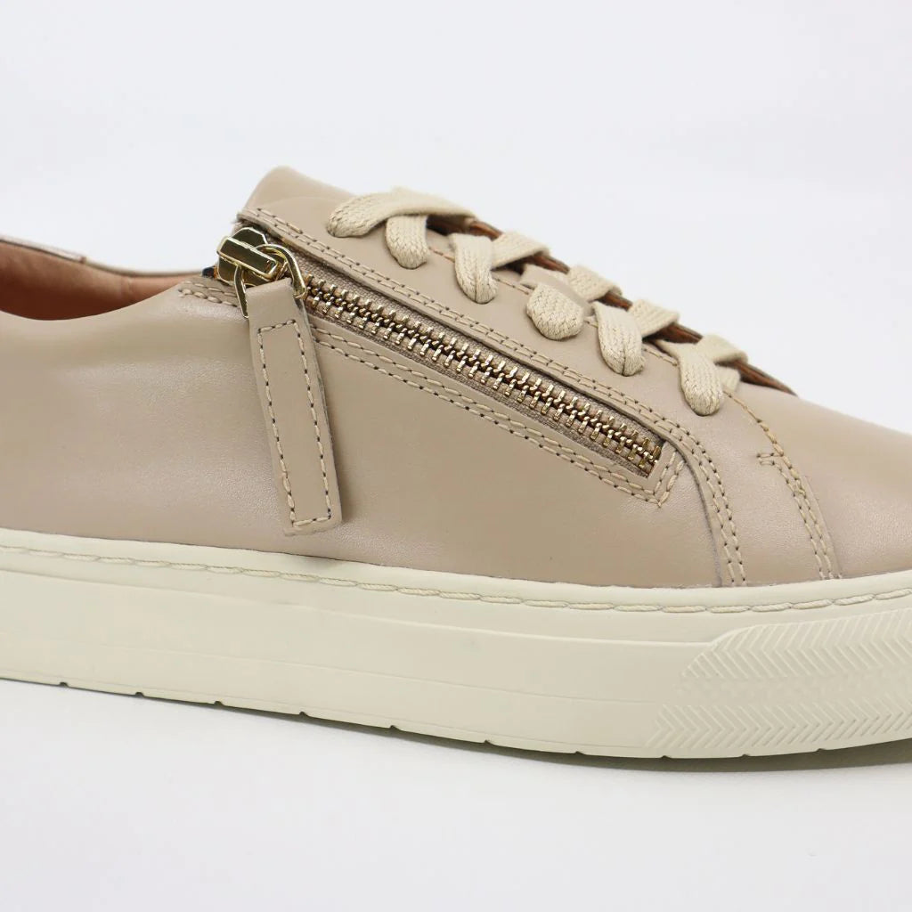 Billie Ecru LAST PAIR AVAILABLE SIZE 13
