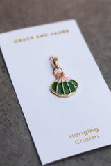 Hanging Charm Chamshell Green