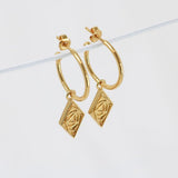 Larni Earrings in Gold