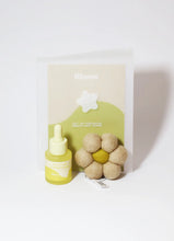 Load image into Gallery viewer, Lime Leaf &amp; Fresia Felt Air Freshener

