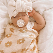 Load image into Gallery viewer, Daisy Chain Organic Muslin Wrap Swaddle
