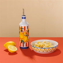 Load image into Gallery viewer, Valentina Oil Bottle
