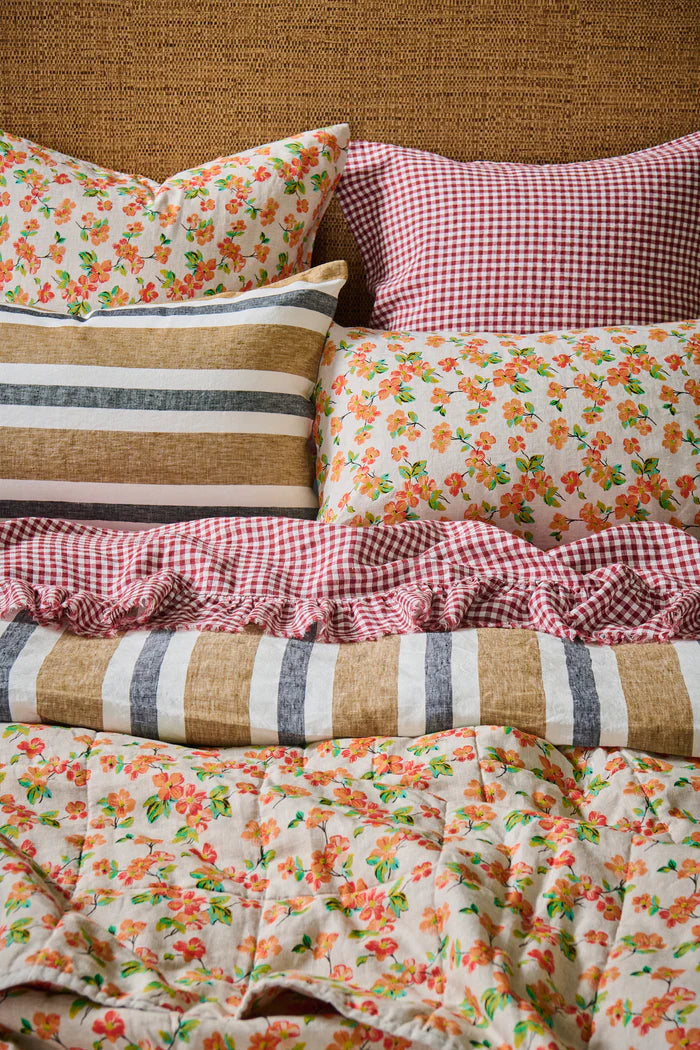 Elma Floral Pillowcases Set
