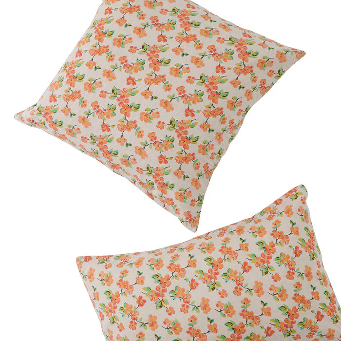 Elma Floral Pillowcases Set
