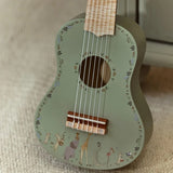 Wooden Guitar - Mint