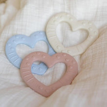 Load image into Gallery viewer, Baby Bitie Heart - Ivory
