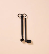 Load image into Gallery viewer, Candle Care Kit - Silver
