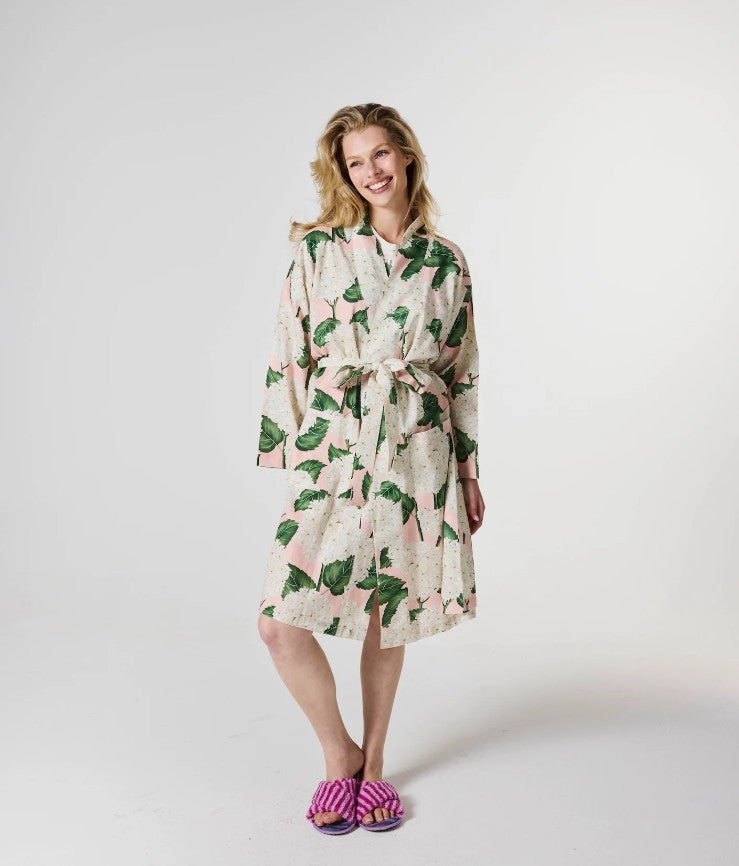 Hydrangea Pink Linen Robe