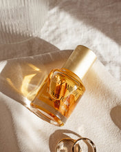 Load image into Gallery viewer, Essential Oil Perfume Roller - Velvet Ruse
