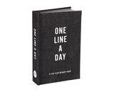 Black Canvas One Line A Day: A Five-Year Memory Book