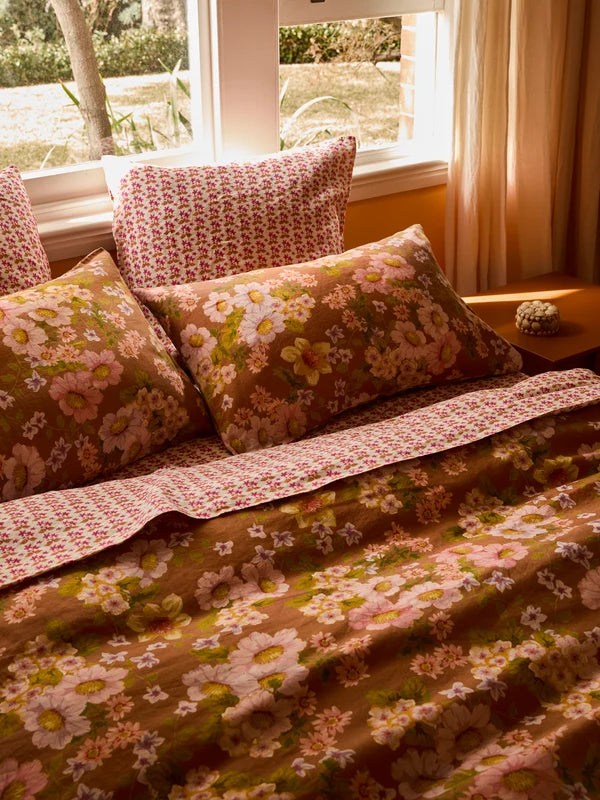 Buttercup Rust Linen Standard Pillowcases
