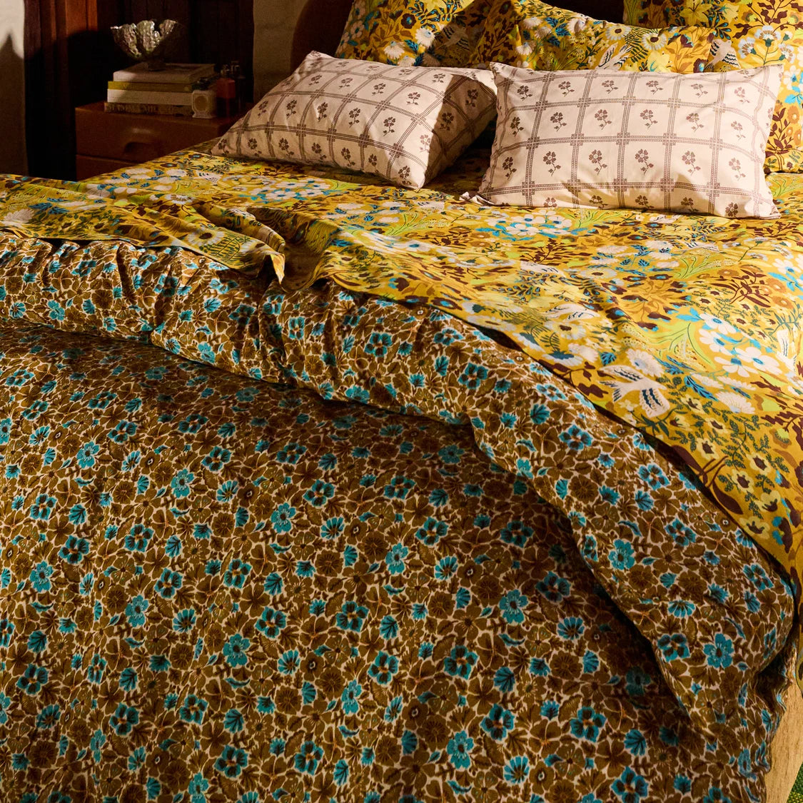Magnolia Cotton Quilt Cover - Turquoise King