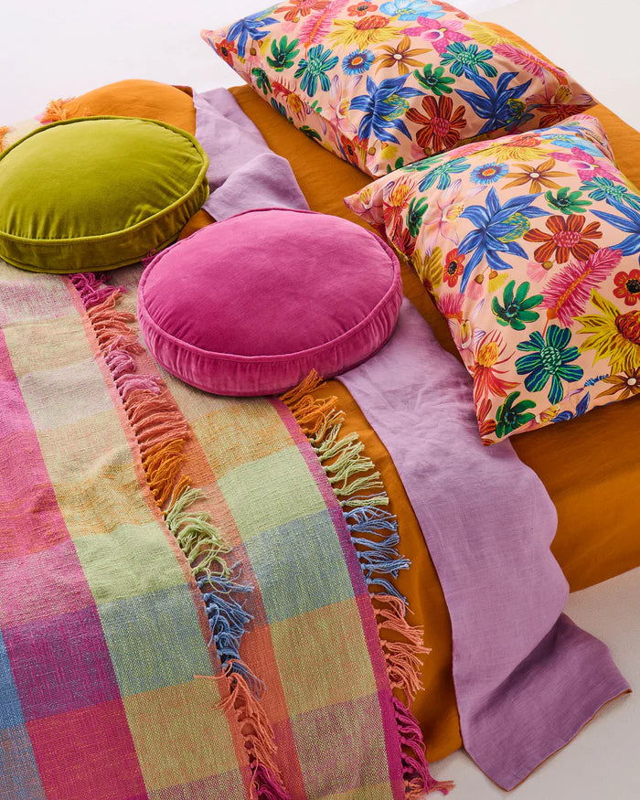 Pear Velvet Pea Cushion