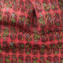 Load image into Gallery viewer, Naia Linen Pillowcase Set - Garnet
