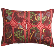 Load image into Gallery viewer, Naia Linen Pillowcase Set - Garnet
