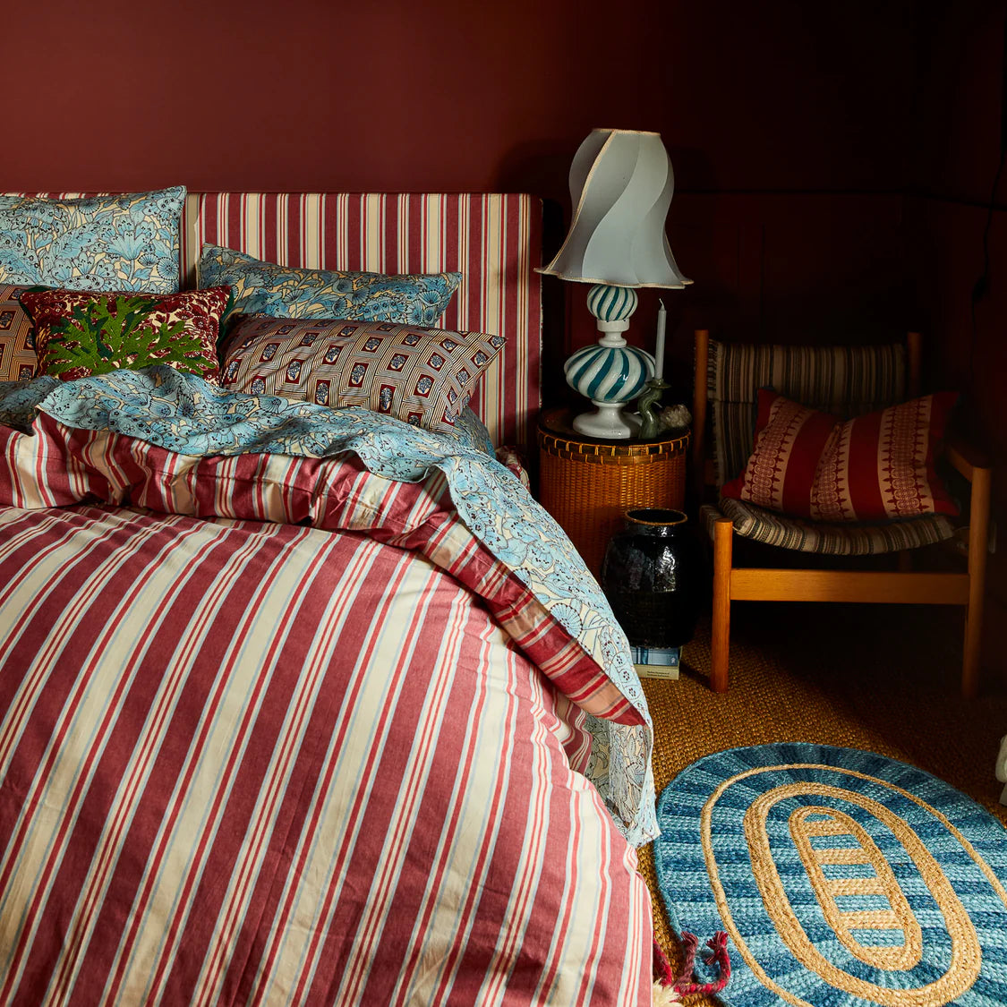 Selene Cotton Quilt Cover - Crimson