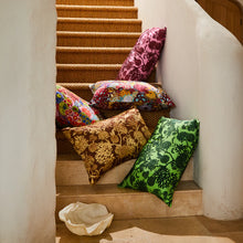 Load image into Gallery viewer, Delphine Silk Pillowcase Standard - Dolce
