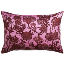 Load image into Gallery viewer, Delphine Silk Pillowcase Standard - Orchid
