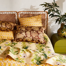 Load image into Gallery viewer, Delphine Silk Pillowcase Standard - Dolce
