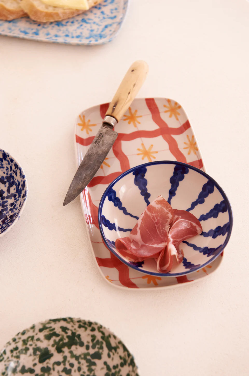 Pinchos Red Check Tray