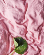 Load image into Gallery viewer, Peony Linen Fitted Sheet
