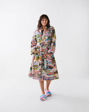 Load image into Gallery viewer, Kip&amp;Co x Kezz Brett Waterlily Waterway Linen Robe

