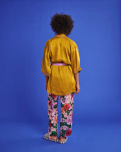 Load image into Gallery viewer, VaVaVoom Satin Robe L/XL
