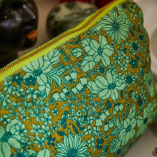 Load image into Gallery viewer, Evette Cosmetic Bag
