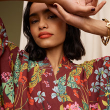 Load image into Gallery viewer, Genevieve Cotton Bath Robe
