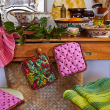 Load image into Gallery viewer, Genevieve Pot Holder Set
