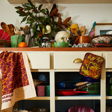 Load image into Gallery viewer, Margot Pot Holder Set
