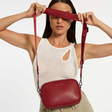 Load image into Gallery viewer, Plunder Bag With Webbed Strap - Rouge
