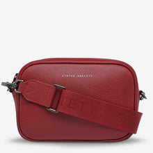 Load image into Gallery viewer, Plunder Bag With Webbed Strap - Rouge
