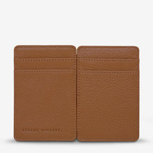 Load image into Gallery viewer, Flip Wallet - Camel
