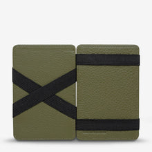 Load image into Gallery viewer, Flip Wallet - Khaki
